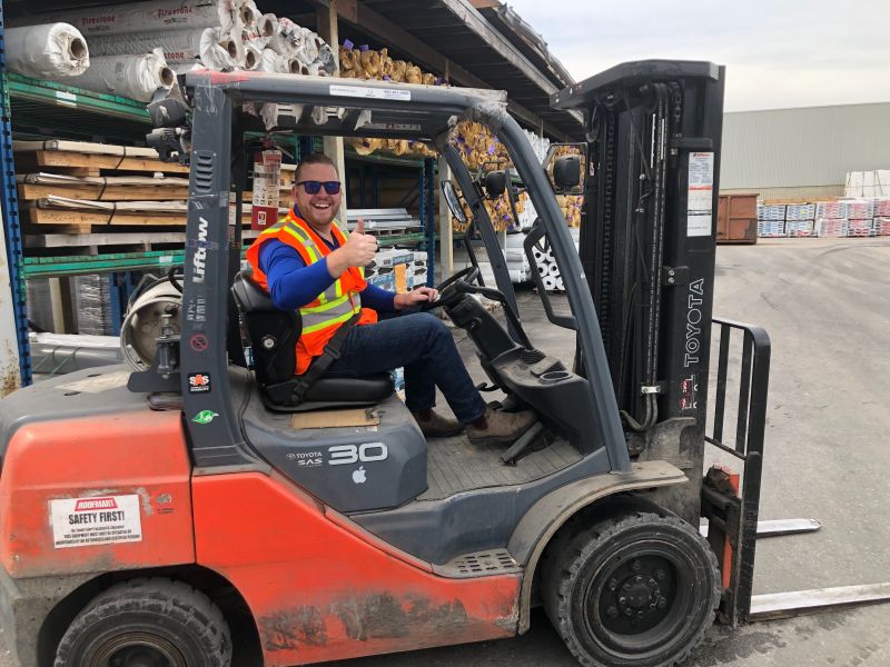 We offer the right training, when you need to get 'er done at work.  Check out some of our open positions roofcentre.com/careers .

Pictured: Sales Specialist Corey Jeffrey jumping in (as a licensed operator) to offer a hand  

#teamwork #continuoustraining #werehiring