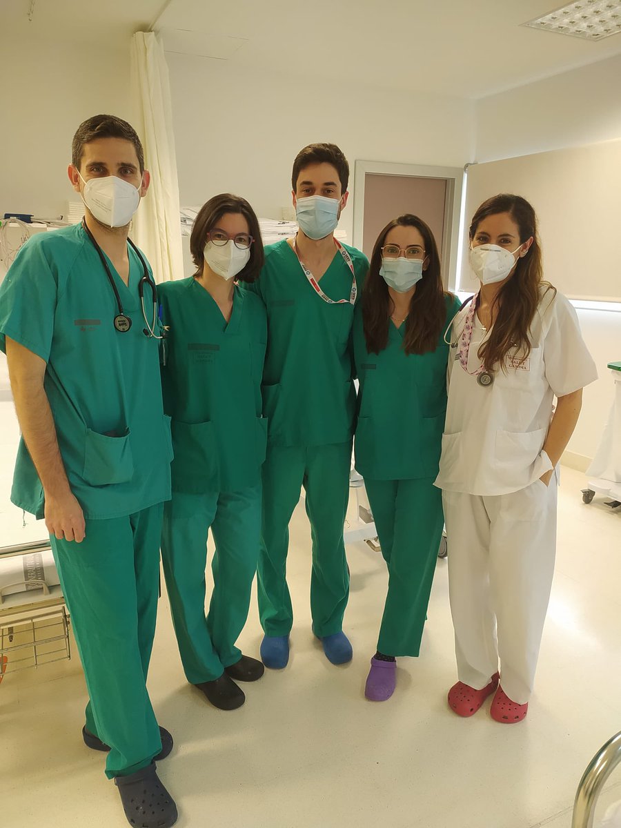 Hoy ha terminado el rotatorio externo en endoscopias de <a href="/GVAhgandia/">DS Gandia</a> <a href="/JosePrieto10/">Jose David Prieto</a>, del <a href="/HGUVALENCIA/">HOSPITAL GENERAL</a>. Nuestro primer resi!! Ha sido una experiencia estupenda. <a href="/alemany_gloria/">Gloria Alemany Perez</a> <a href="/ClarsPeiro/">Clara Navarro</a> <a href="/Tokioblues2/">Tokioblues</a> <a href="/escapa79/">Vanesa M. Escapa</a> <a href="/CarlosBoix90/">Carlos Boix</a> <a href="/marilozahonero/">Mariló</a>