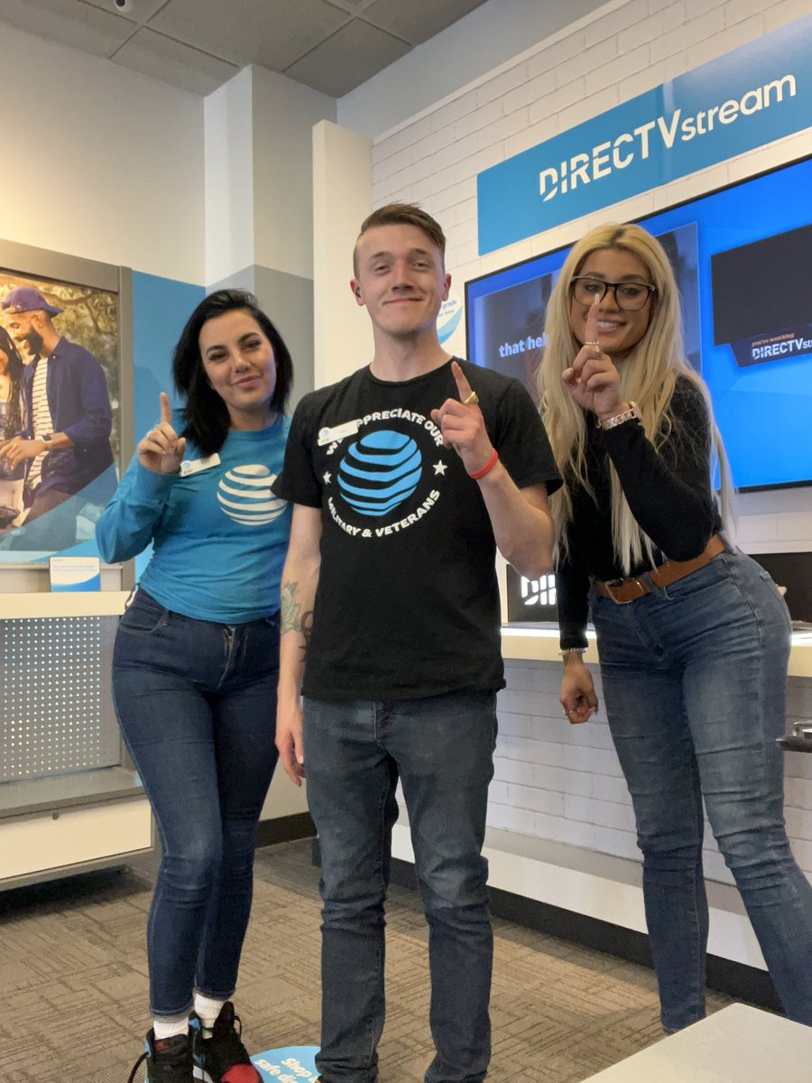 Santa Kabani (@santakabani) on Twitter photo You already know we had to celebrate 110+ CRU coming from #Temple 🔥🔥🙌🏼 #TWE #pARtnership #WeMeanBusiness #TripleDigitClub <a href="/SionLopezPR/">Sion Lopez</a> <a href="/ReanTaube/">ReAn Taube</a> @OHPADave <a href="/team_oselett/">Danielle Oselett</a> <a href="/unstOHPAbleCRU/">UnstOHPAbleCRU</a> You already know we had to celebrate 110+ CRU coming from #Temple 🔥🔥🙌🏼 #TWE #pARtnership #WeMeanBusiness #TripleDigitClub <a href="/SionLopezPR/">Sion Lopez</a> <a href="/ReanTaube/">ReAn Taube</a> @OHPADave <a href="/team_oselett/">Danielle Oselett</a> <a href="/unstOHPAbleCRU/">UnstOHPAbleCRU</a>