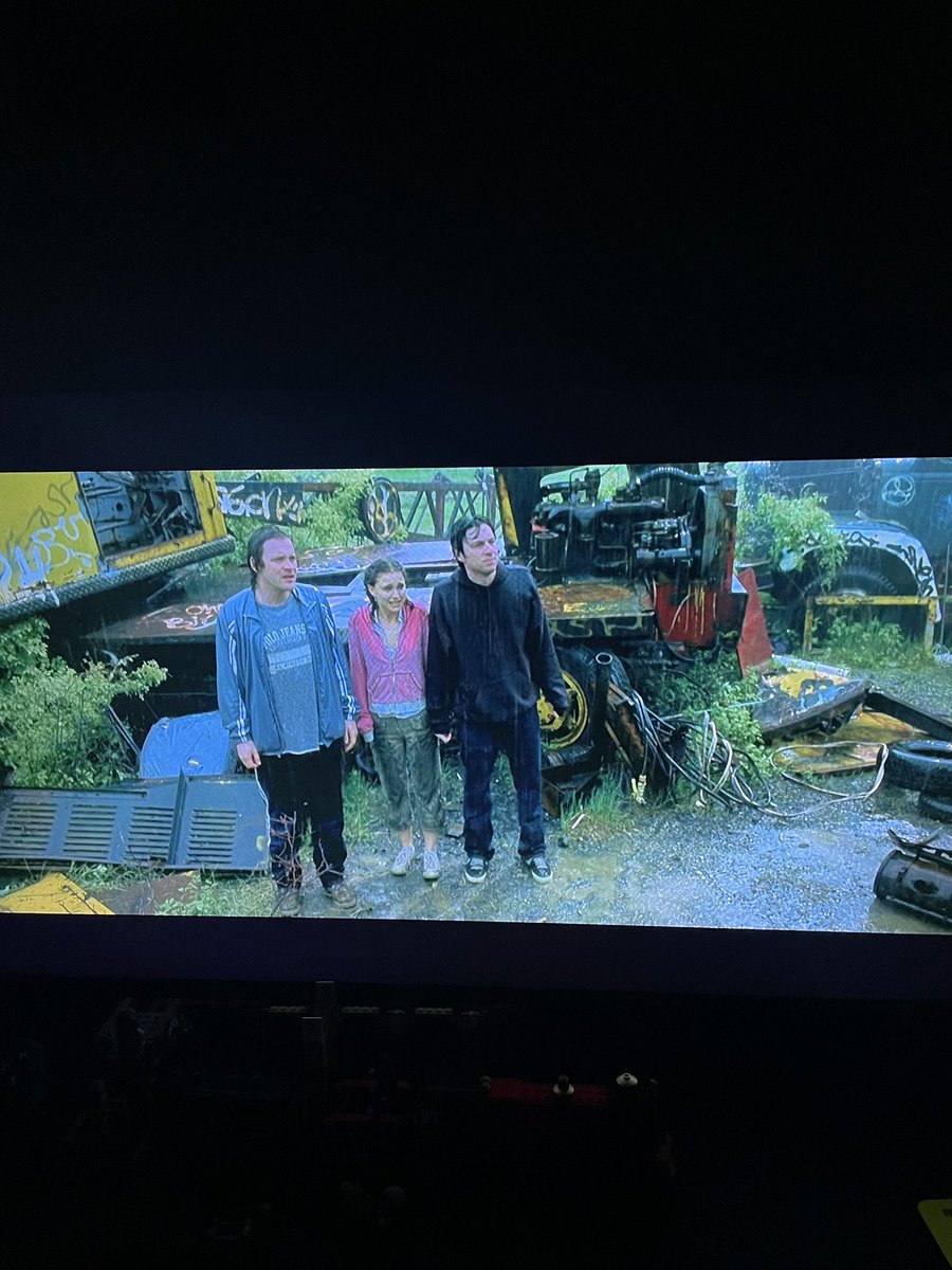 Bit late to the party but finally watched  Garden State <a href="/zachbraff/">Zach Braff</a> 👌🏼👌🏼