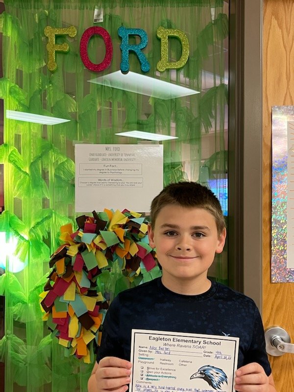 4thGradeEES's tweet photo. I’m super proud of these kiddos for “SOAR”ing and putting forth their personal best effort! #eessoars https://t.co/Qn20vKPr5z