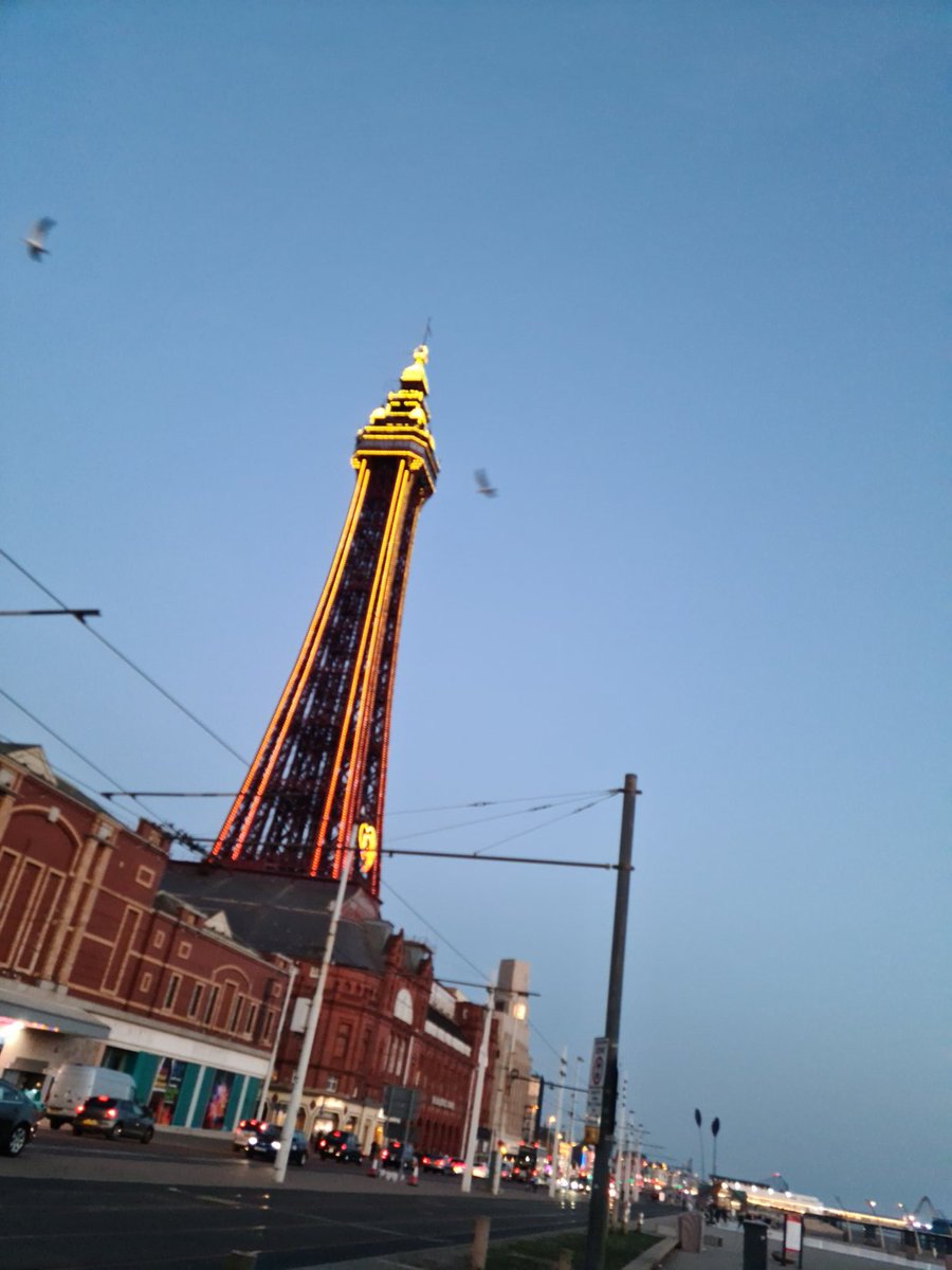 AaronDunkIey's tweet photo. Up the Blackpool https://t.co/7lLqmK0Rgp