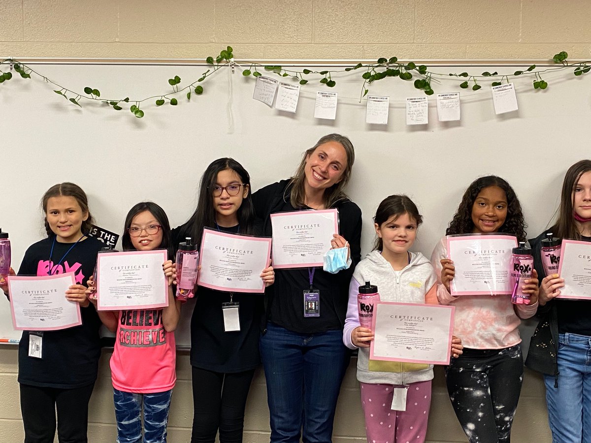 My school counseling intern, Lydia, will be greatly missed.  She is a natural and will be a great asset to Columbus City Schools. Thank you Mrs. Yoder for being a blessing to us this year♥️ #PLSDProud