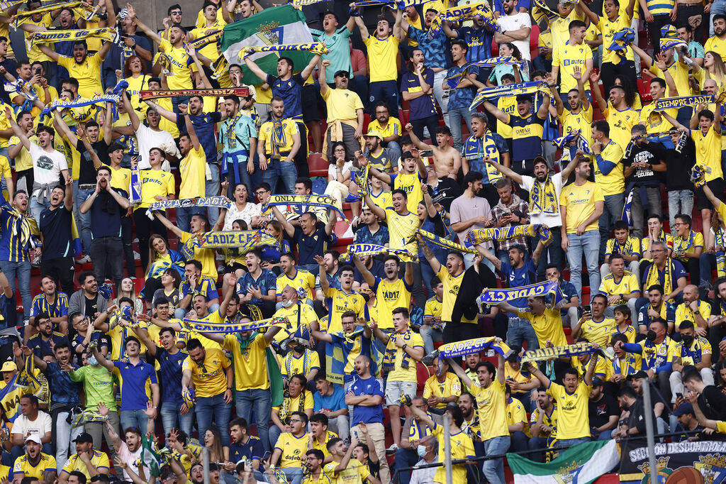 El Cadísimo tweet media