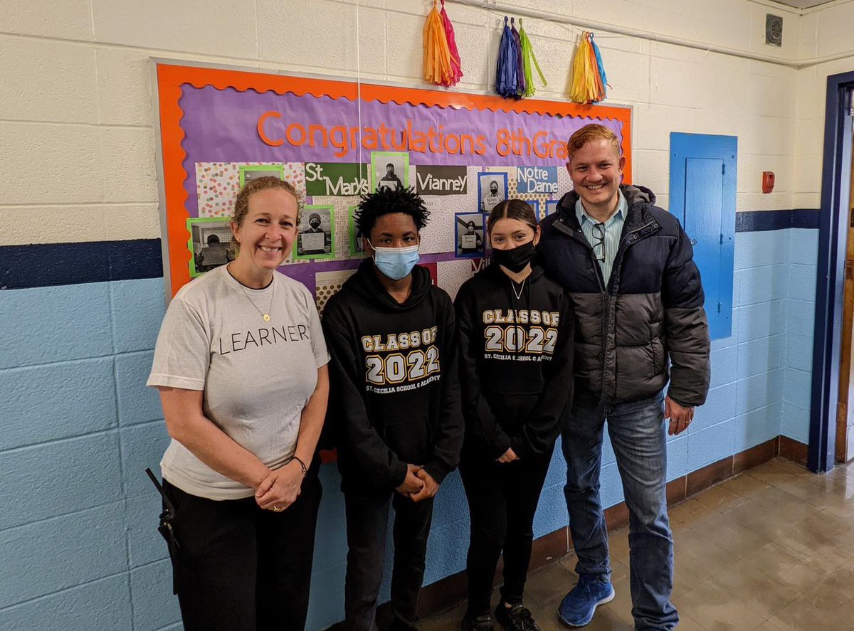 We were happy to host the President &amp; CEO of the <a href="/HCCMetroSTL/">Hispanic Chamber of Commerce Metro St. Louis</a> for a tour and visit at St. Cecilia School.

Estuvimos felices de recibir al Presidente y Director Ejecutivo de la Cámara de Comercio Hispana para un recorrido y una visita a la Escuela y Academia St. Cecilia!