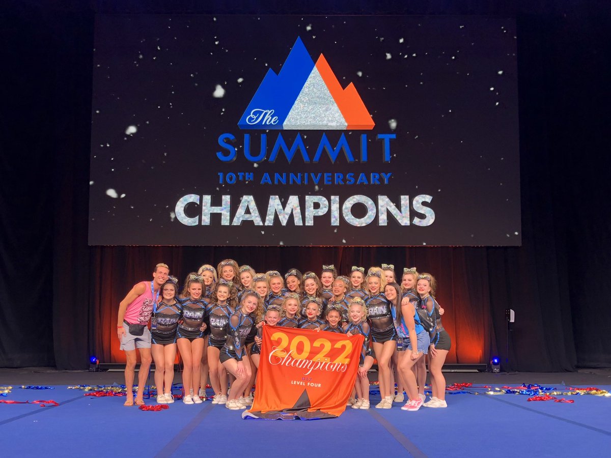 The only thing raining on these BRELLAS is a CHAMPION title 🎉 Congratulations <a href="/RainAthletics/">Rain Athletics</a> ☂