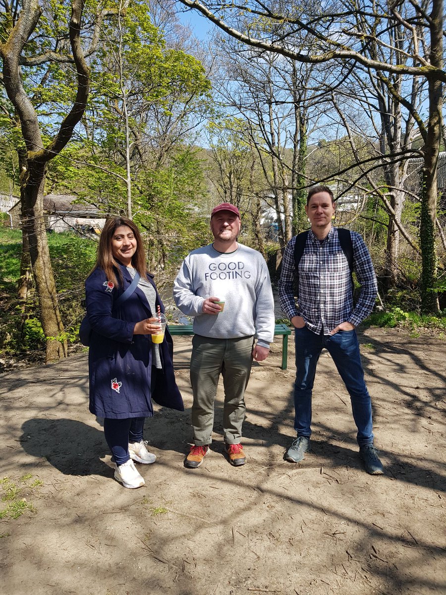 diannewatkinson's tweet photo. Another #lovemyjob day visiting community groups supported by @KirkleesComPlus @KirkleesCouncil out in the Spring sunshine "working 'n' walking" in beautiful rural Kirklees with Shazia & Mark and catching up with Danny from Good Footing #placebasedworking #partnershipworking https://t.co/edtFtVQtzN