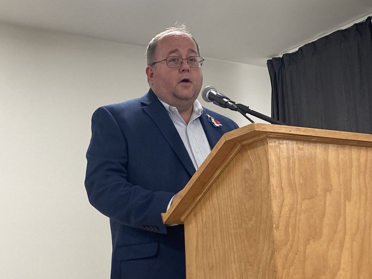 Hants East MLA <a href="/JohnaNspc/">NSPCJohna</a> speaking before Grace n then the meal. Awards after. Coverage later so watch the Laker website. <a href="/EastHantsNS/">Municipality of East Hants</a> #EastHants