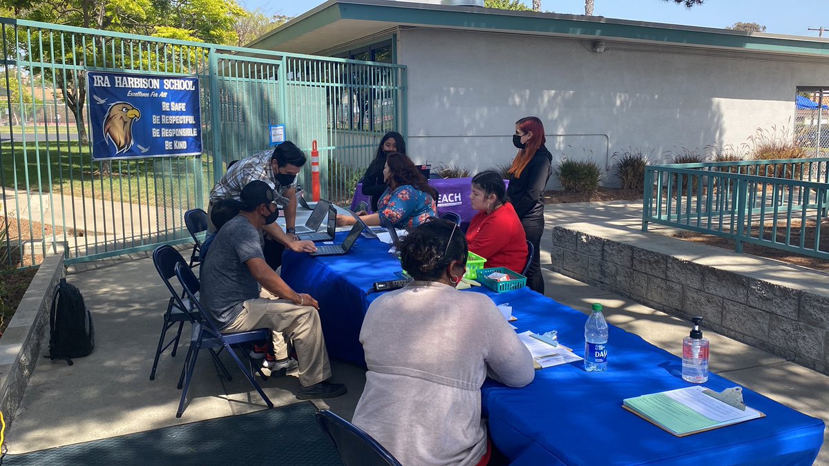 Great turnout today for our registration fair! A huge shout out to <a href="/ABenitez_80/">Angelica Benitez</a> and the other DRTs for their support today! #nsdnow <a href="/ih_hawks/">Ira Harbison</a>