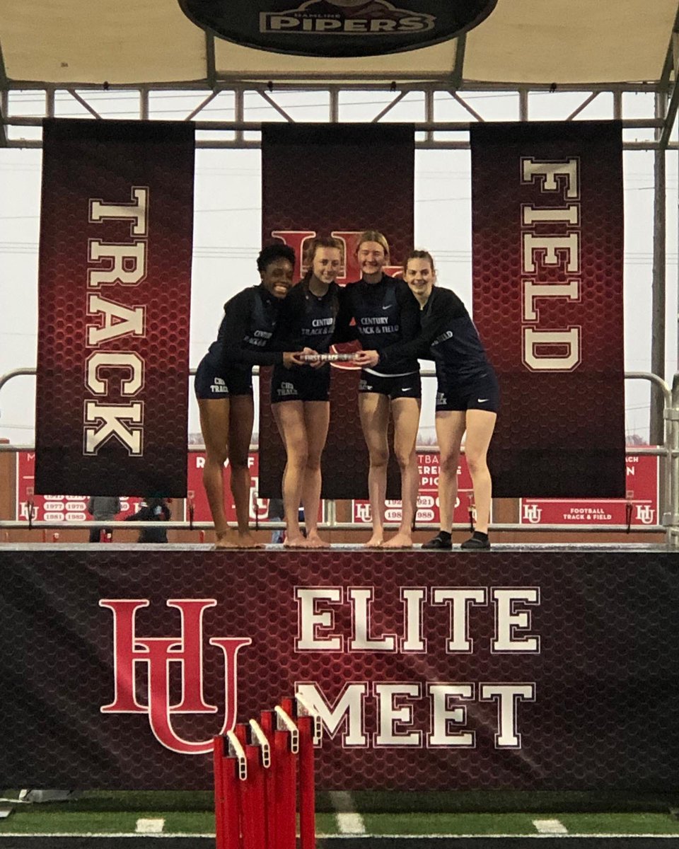 theallenmother's tweet photo. Hamline Elite Meet 4 x 1 champs! @j_mitchell25 @MarkPoulose @_CHSTF @ABC6NEWS @pbpruff #chstf #fastgirls #TrackAndField https://t.co/G8fah7RvIw