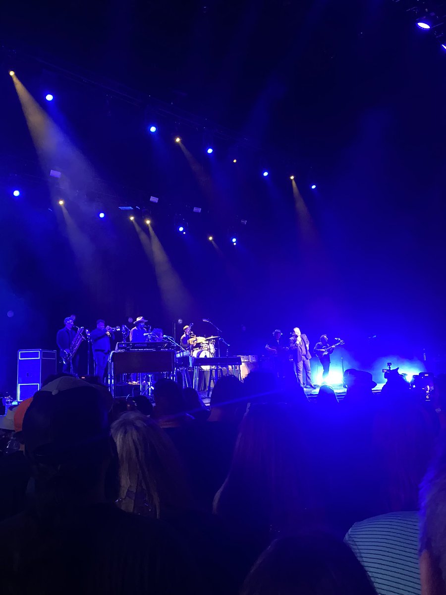 hipsterjags's tweet photo. Back at it. Concertin’ #ConcertGuy https://t.co/CZAm9PdcVK