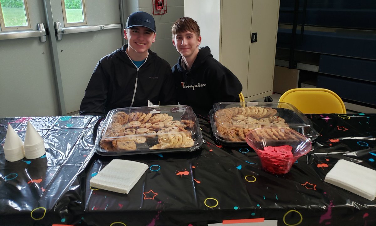 Mrs. Kidwell or Mrs. K tweet media