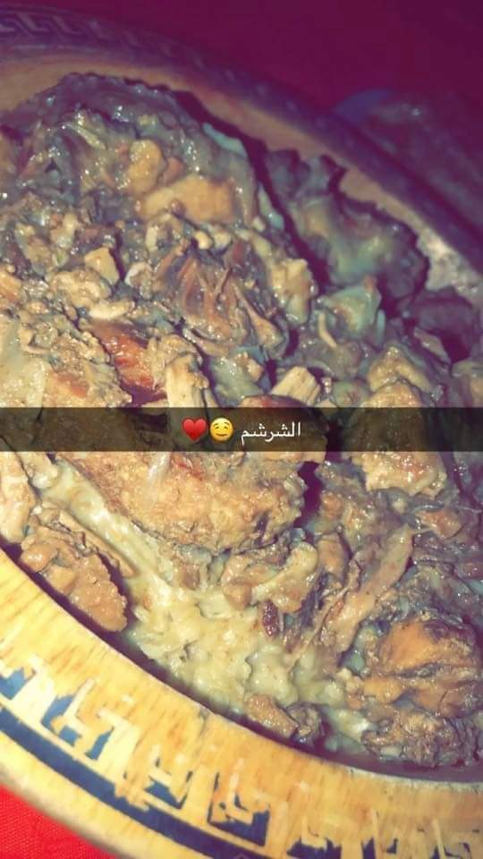 Bintniger's tweet photo. تعرف على #اكلة مشهورة عند #عرب النيجر🇳🇪 #الشرشم❣️🤤 هوا طبق تقليدي معروف يقدم في المناسبات يتكون الطبق من #القمح  و الحم المفروم  او اي نوع من الحوم سواء ان كان لحم البقر او لحم الإبل 😍 https://t.co/64o5D4dpfC