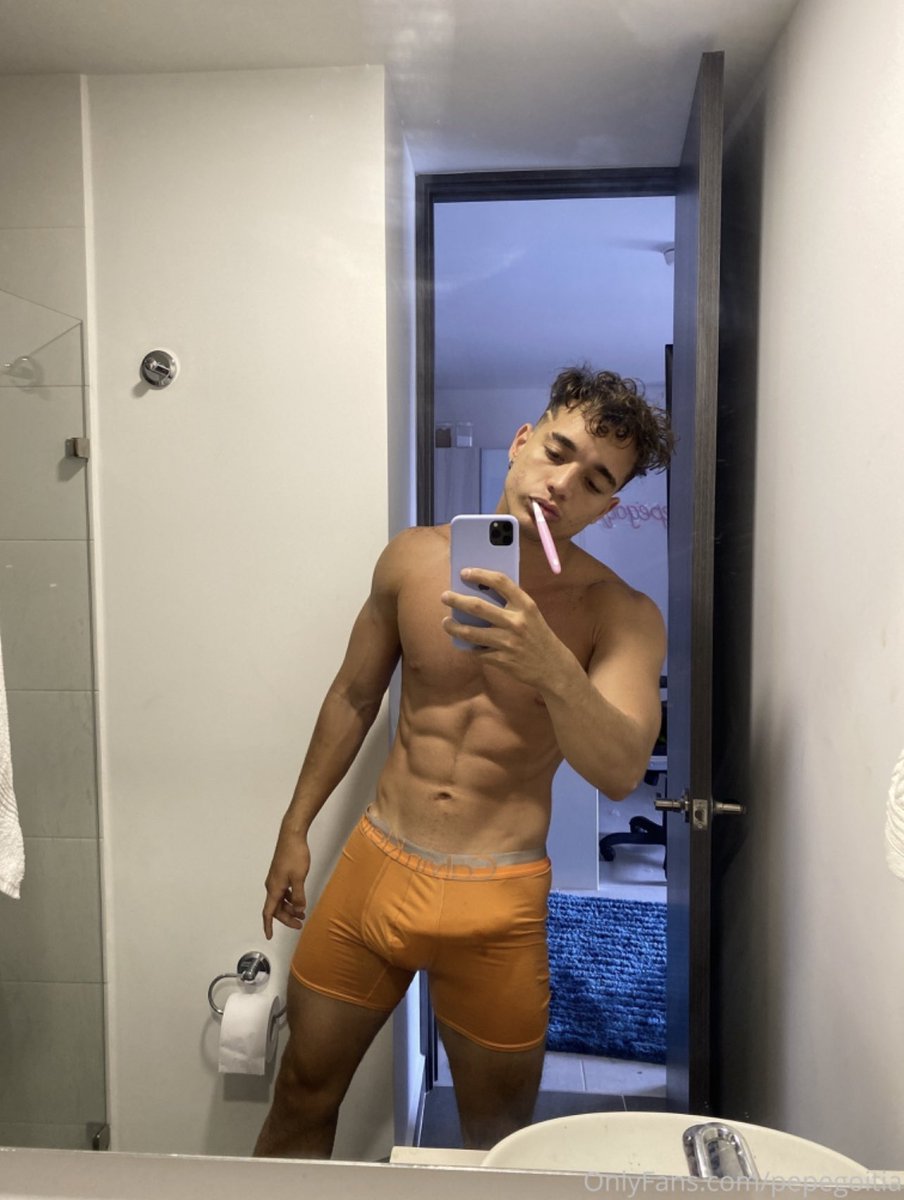 4. 0. Buenas noches ❤. onlyfans.compepegoitia. 