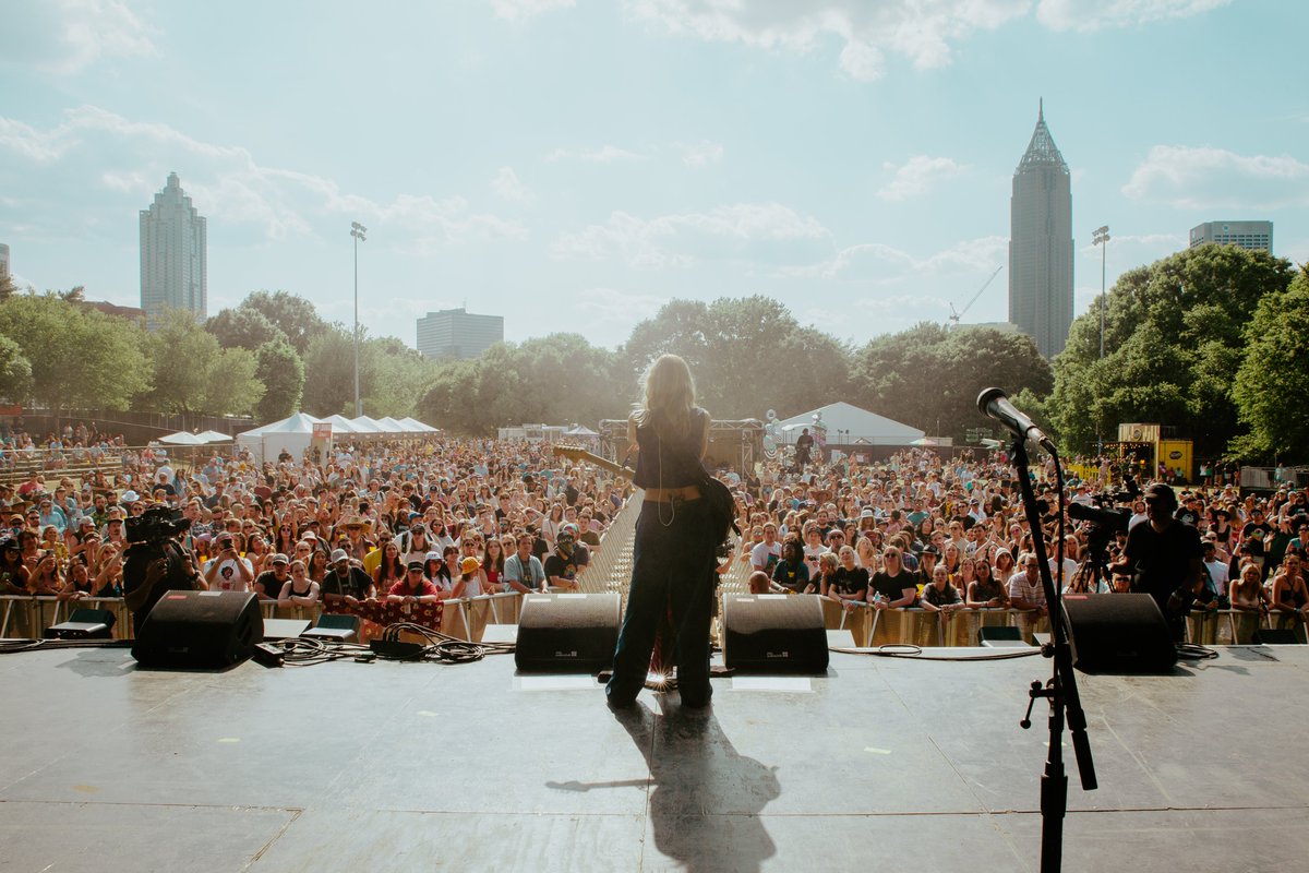 ShakyKneesFest tweet picture