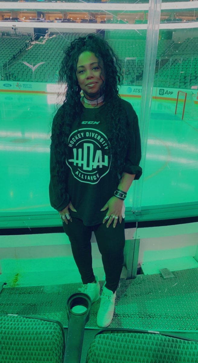 OGJaxxDallas's tweet photo. Keep going @TheOfficialHDA !! #ISupportHDA #TexasHockey https://t.co/cvbIlaHBGV