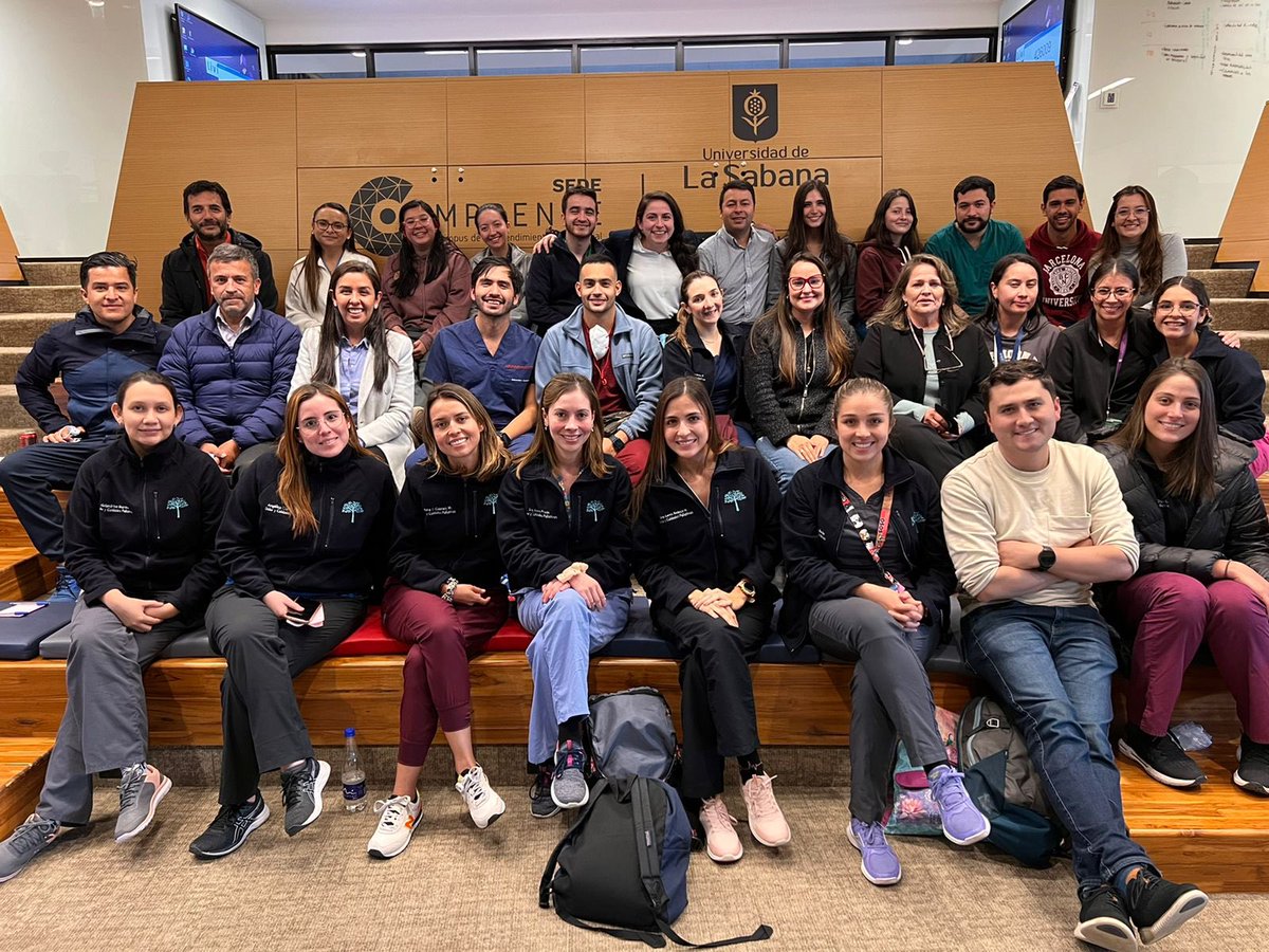CirugiaUsabana's tweet photo. Taller de control de trabajo y liderazgo para residentes #SurgResidents @MedicinaSabana @unisabana @nvvegap @lucardo61 @PepinJuan @diegosierrab @jare7000 https://t.co/eDxZQcD6lB