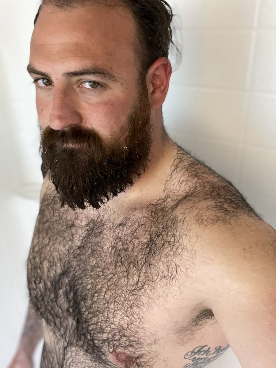 bigbrownbear711's tweet photo. More sexy content coming tonight @ https://t.co/2pZ6iwyqXm https://t.co/bJdHkIBXgI