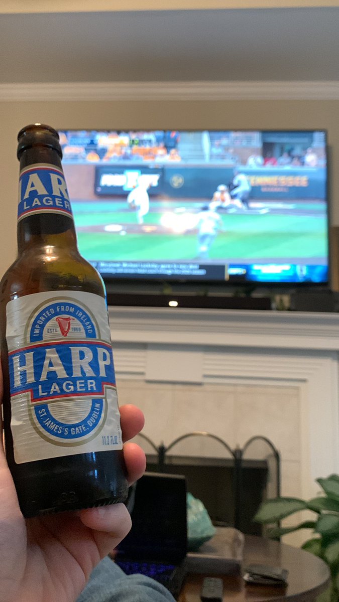 TheVollain's tweet photo. I’m not much of a drinker (really ever), but I’m starting to become a fan of lagers. #cantbeatthis #Vols #12dayWorkWeek #7MoreDaysToGo #IDeserveIt https://t.co/VVBXjwZE0Q
