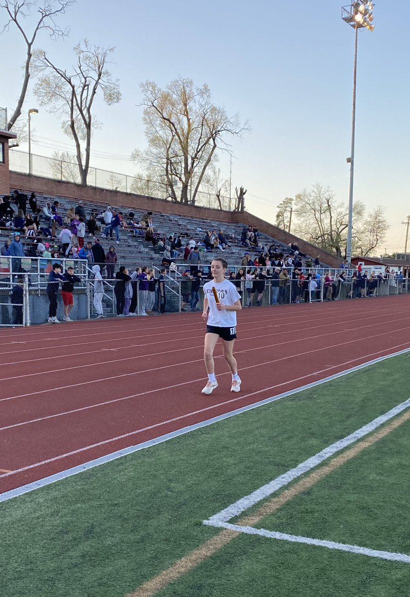 KingstonTigerRelays tweet media