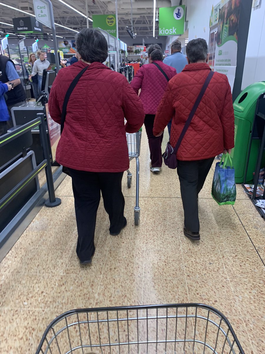 HaywardNic's tweet photo. This sums up Asda in totton! 😂😬 https://t.co/vn0O9FcAdQ