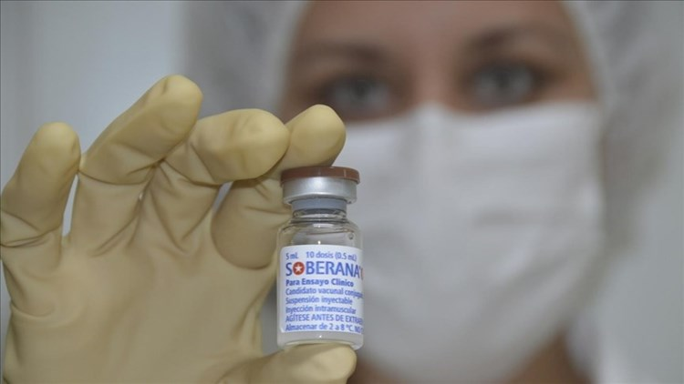 almayadeen_es's tweet photo. Firma de acuerdo permitirá producción de vacuna Soberana 02 en Italia https://t.co/7E3wfW5o6s #ADIENNE #BioHabana2022 #Italia #Cuba https://t.co/eAiSl7MZLB