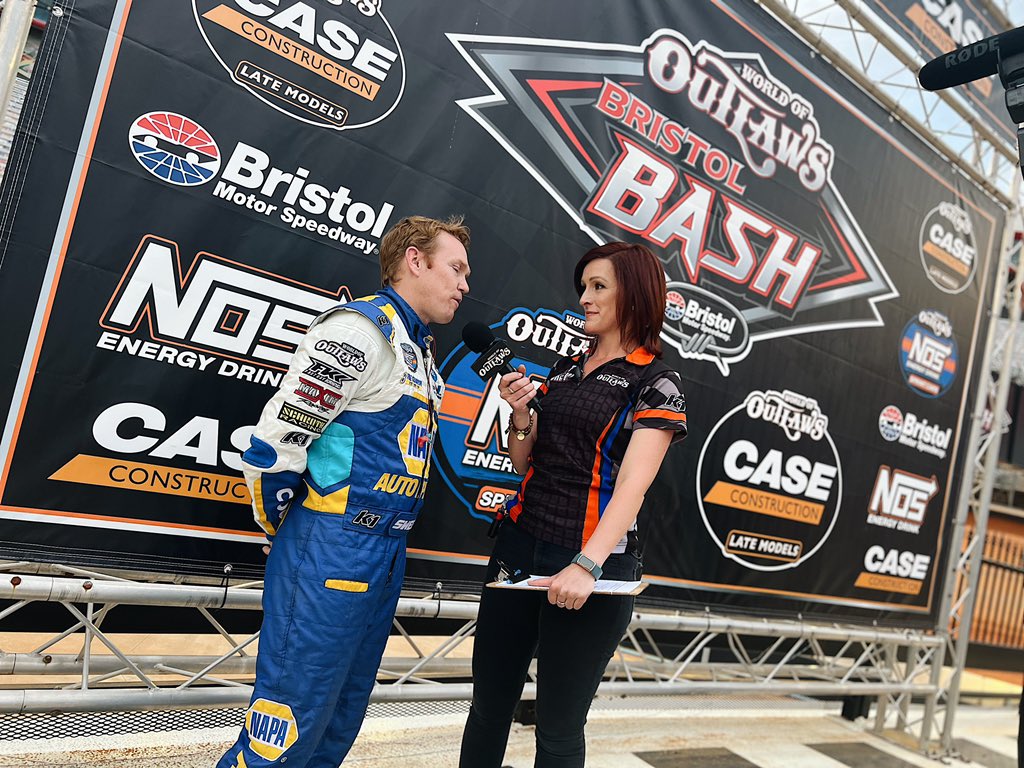 World Of Outlaws Opening Ceremonies Underway At The Bristolbash Heat Races Are Up Next On Dirtvision T Co Tkytkncw5c Twitter