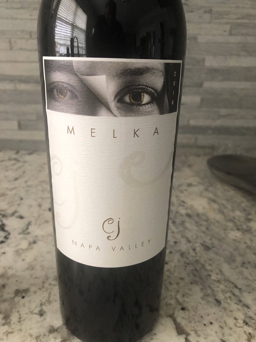 Kned044's tweet photo. Tonight’s wine for the NFL Draft and Braves game https://t.co/niS2qlbQtP