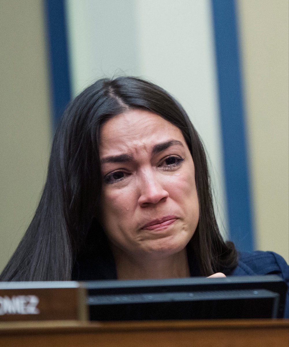 “Why can’t he love me like he loves his cars?!” #AOCLovesElon