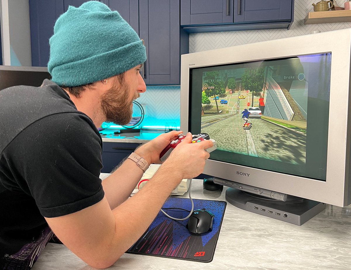 LinusTech's tweet image. we may have gotten a little sidetracked with what we're reviewing in next week's video...