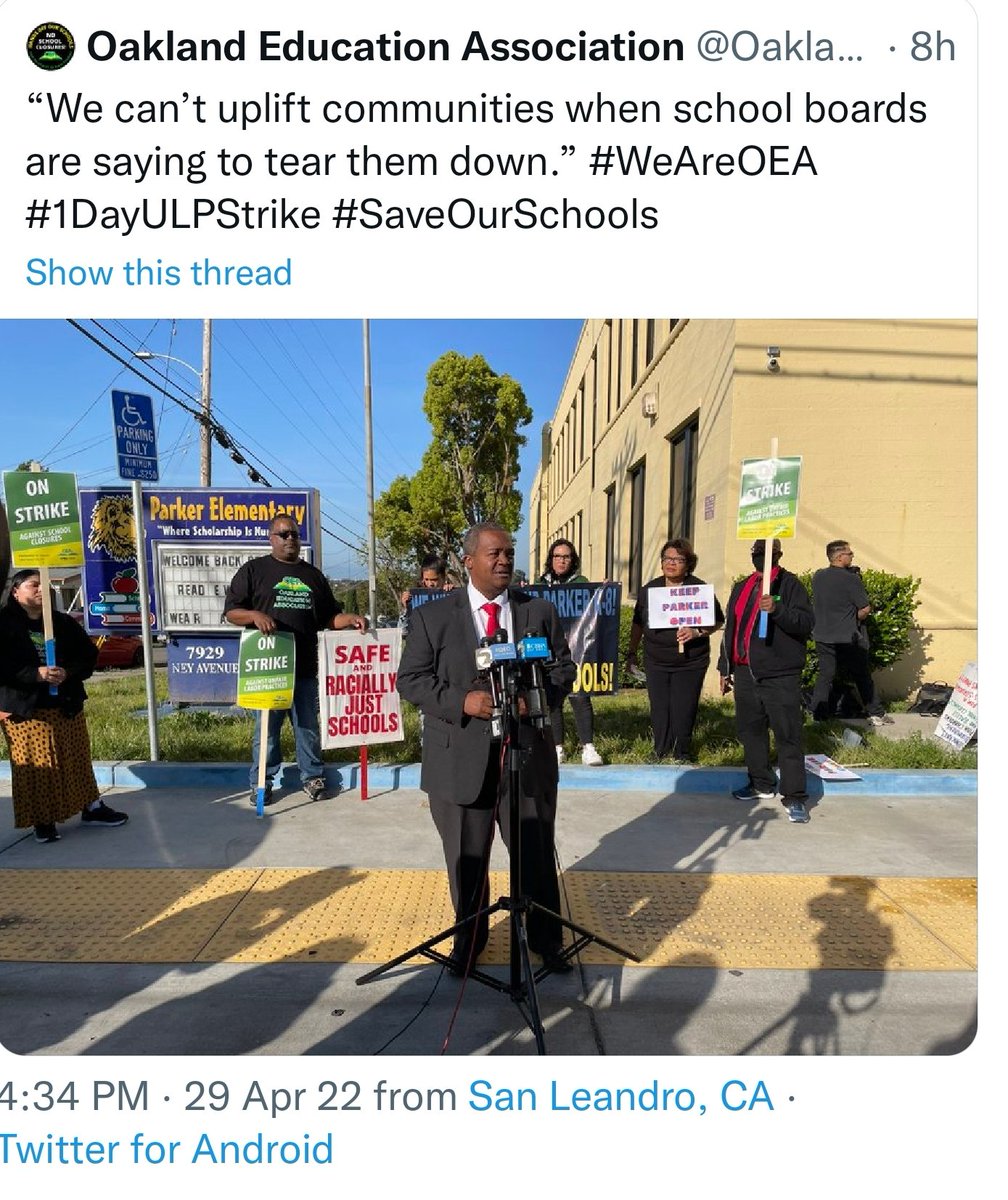 UAOSOakland's tweet photo. United Administrators of Oakland Schools Union President Lee Thomas, stood in solidarity with #OEA choosing not to cross the picket line today. #Oakland #Schools #strike #union @OaklandEA https://t.co/9vwVrO3myF