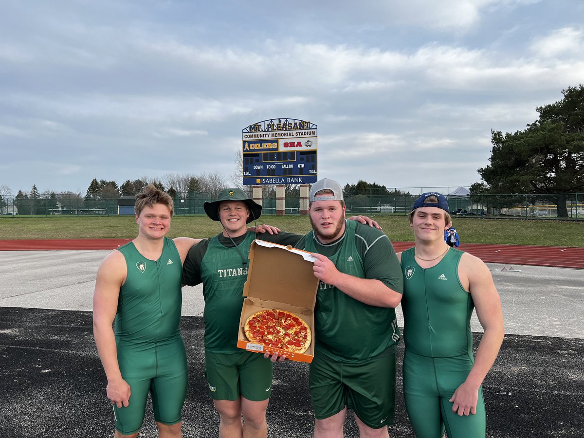 BrunanKyler's tweet photo. 3-0 @CalebKouchnerk1 @DanielRosa73 @CarsonADouglass https://t.co/kb0Hzj60OK