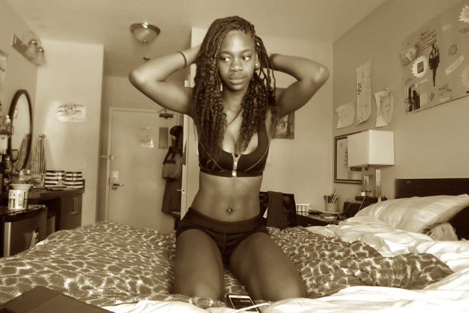 Happy Friday, here's a throwback ~ https://t.co/iFQIVoI3g6