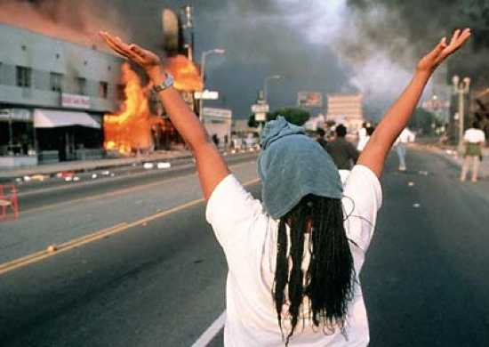 PplsCityCouncil's tweet photo. TODAY IN HISTORY -  April 29, 1992 

Today marks the 30 year anniversary of the 1992 LA uprisings. The city will never forget this and we shall rise up again. 

POWER TO LOOTERS. POWER TO RIOTERS. https://t.co/I3lXjxdthr