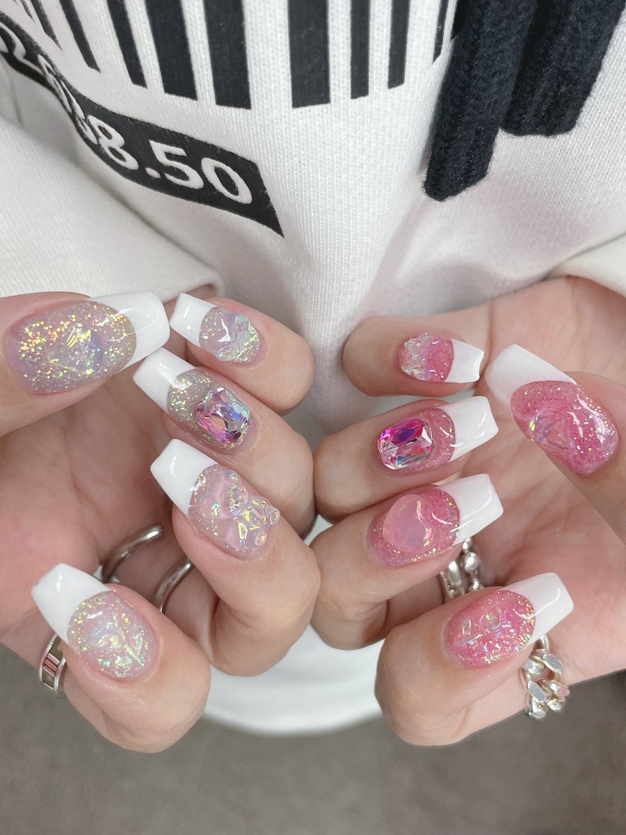 blossom09101's tweet photo. ネイル変わった！推し活ネイル
#あかさくネイル https://t.co/LMcNtYdrFB