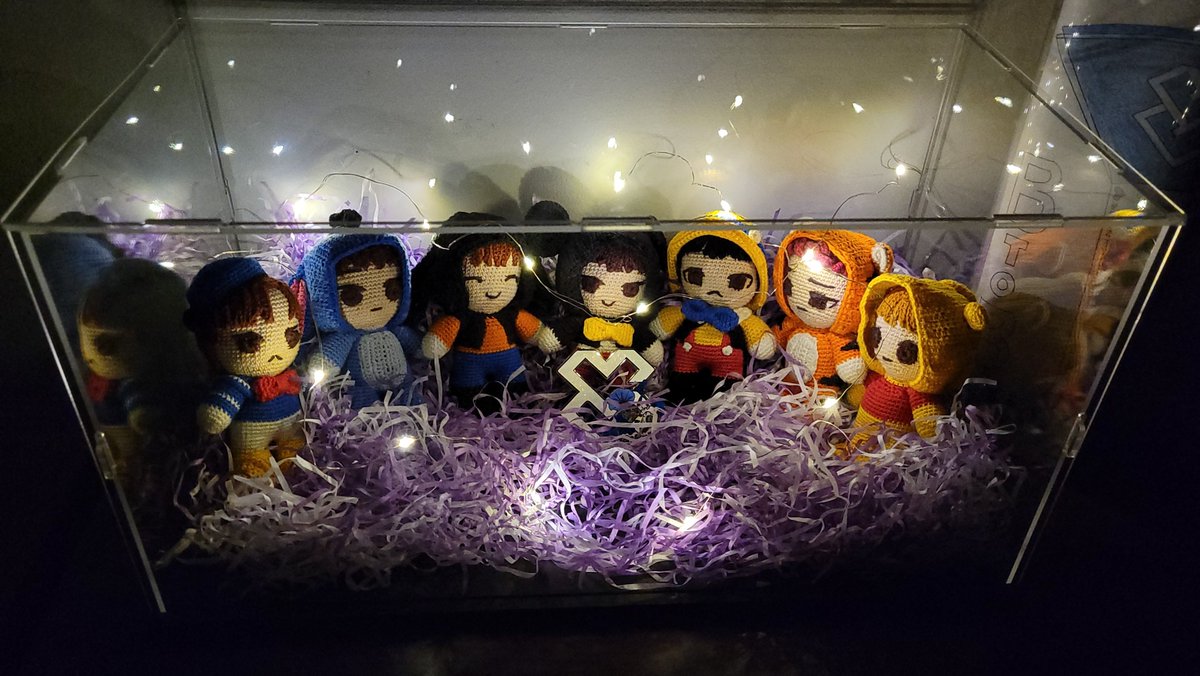 IMelodhelle's tweet photo. They're now warm, cozy and protected.. just how I want my real BTOB to be! 😉😊💙
@OFFICIALBTOB
#BTOB #비투비
#winterstaleversion
#withlight
Dolls by: hookedbymarga https://t.co/nEi7S2RRhD