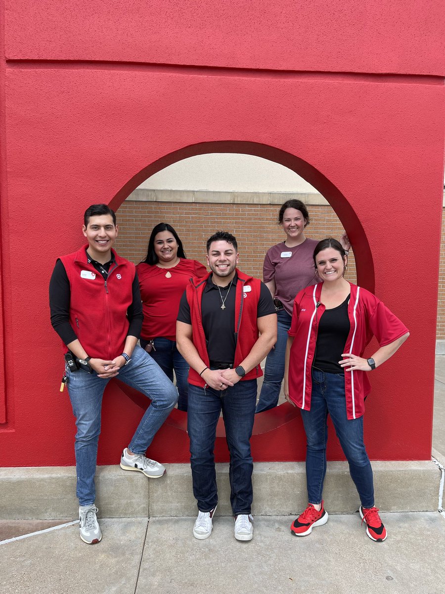 Congratulations on your promotion Richie!!! It was great having you at our store to train! Good luck on your first ETL assignment! #worksomewhereyoulove <a href="/NicoleCTGT/">Nicole Coon</a> <a href="/tgtjac/">Julian Cardoso</a> <a href="/KymberlieTarget/">Kymberlie</a>