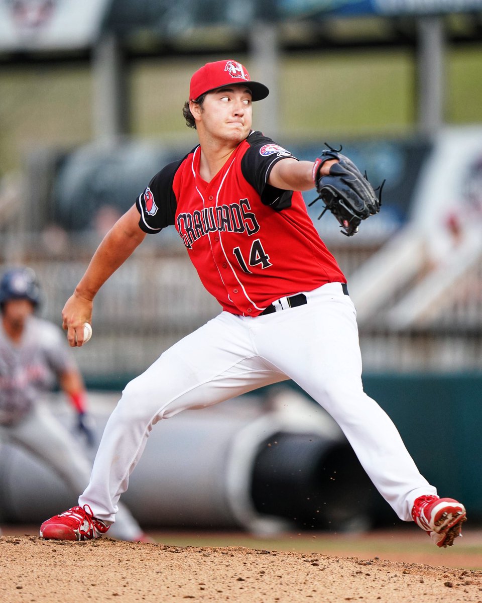 TheKineticPhoto's tweet photo. Break time. 6 innings, 9 Ks and @owen_white4 gets a rest with the @HickoryCrawdads up 3-1 over the @GreenvilleDrive tonight. Heck of a showing.  ©️2022 CRJ

#baseball #pitchers #MiLB #StraightUpTX https://t.co/dpCspwNH6S