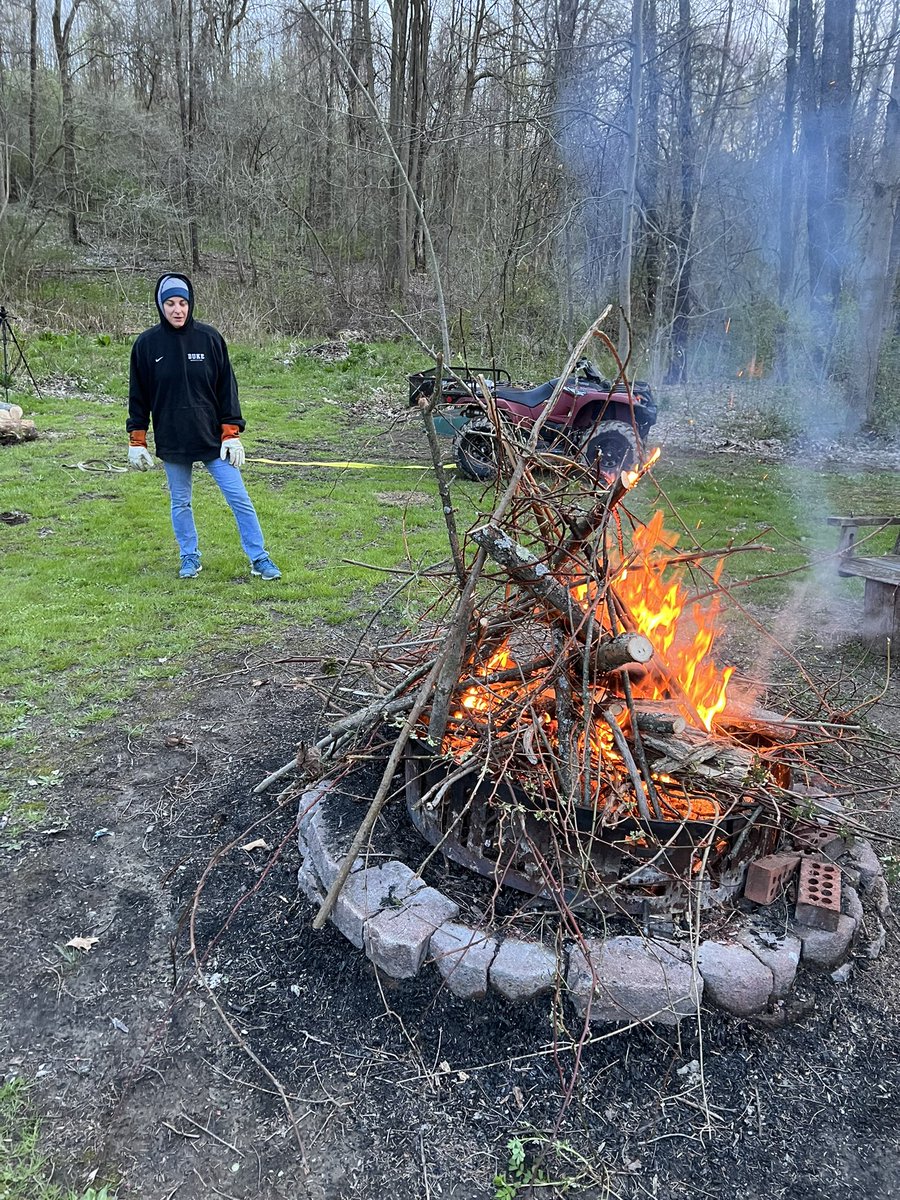 zzsmiller's tweet photo. .@SLKutschinski #ManFire https://t.co/h55J9YHbZy