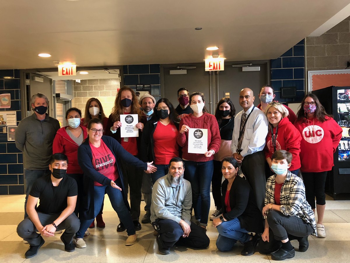 CTULocal1's tweet photo. World Language Academy standing strong to protect and defend technology coordinators, and the important role they play at WLA and in all of our school communities! #SaveOurTechCos https://t.co/nsV1PXNg33