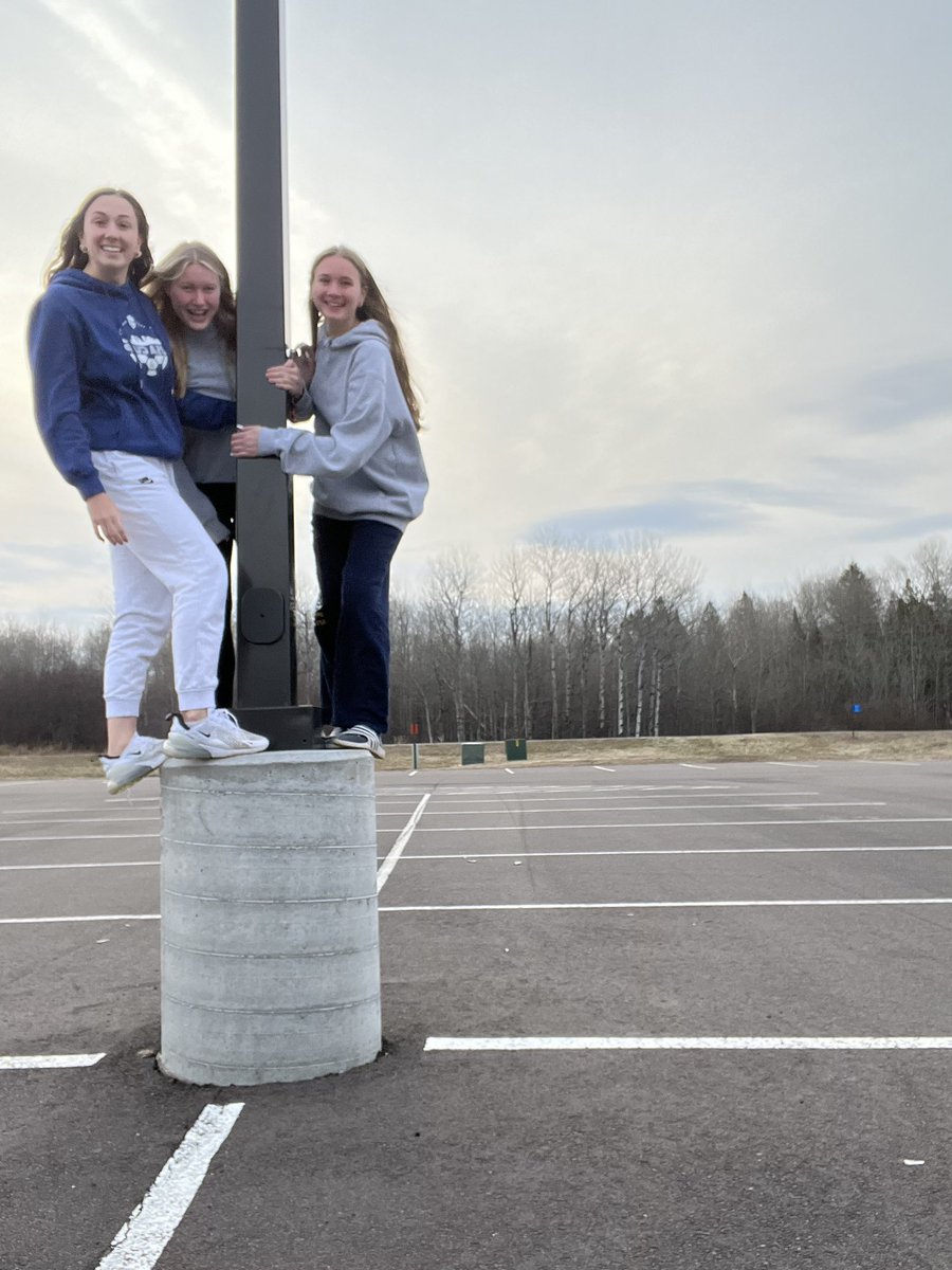 stingrays tweet media