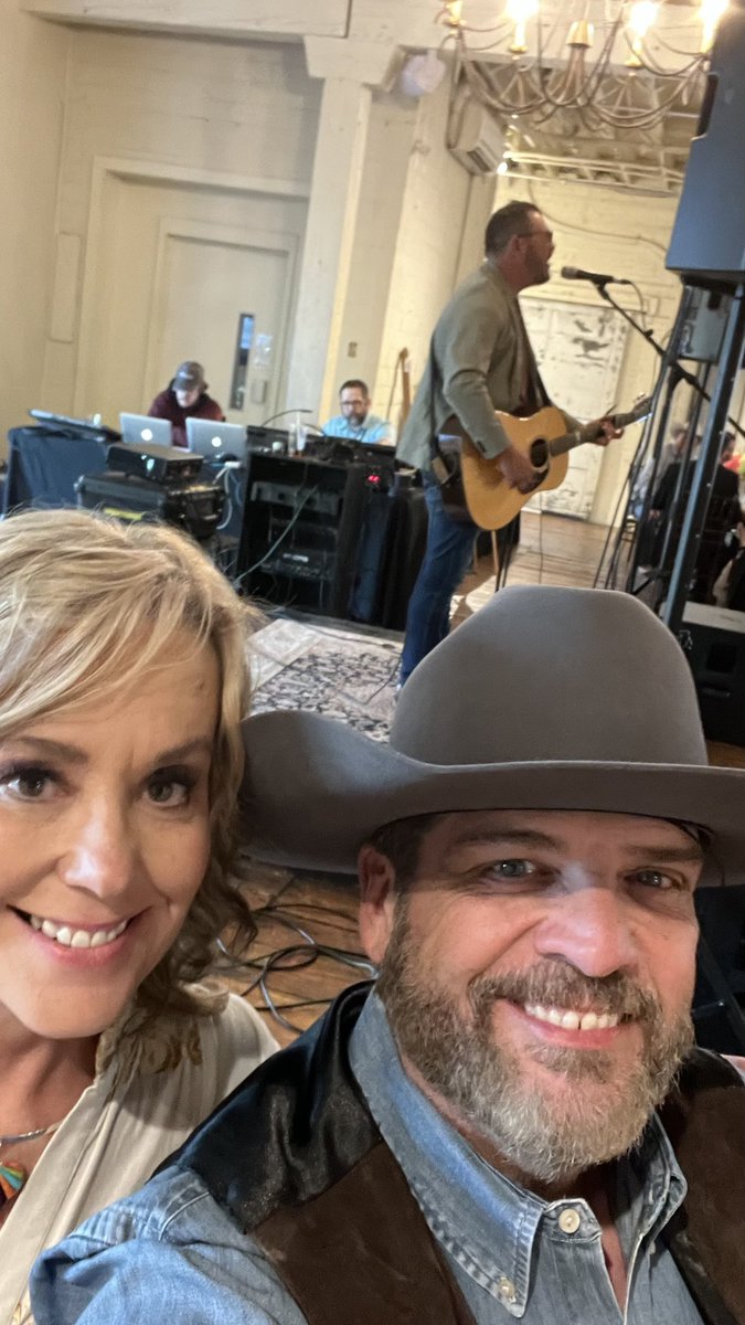 pstroybrewer's tweet photo. Thatβs #Joshweathers be hind me and my bride at the #Spark gala tonight in Ft worth Woohoooo! https://t.co/i0xUFc54Ju