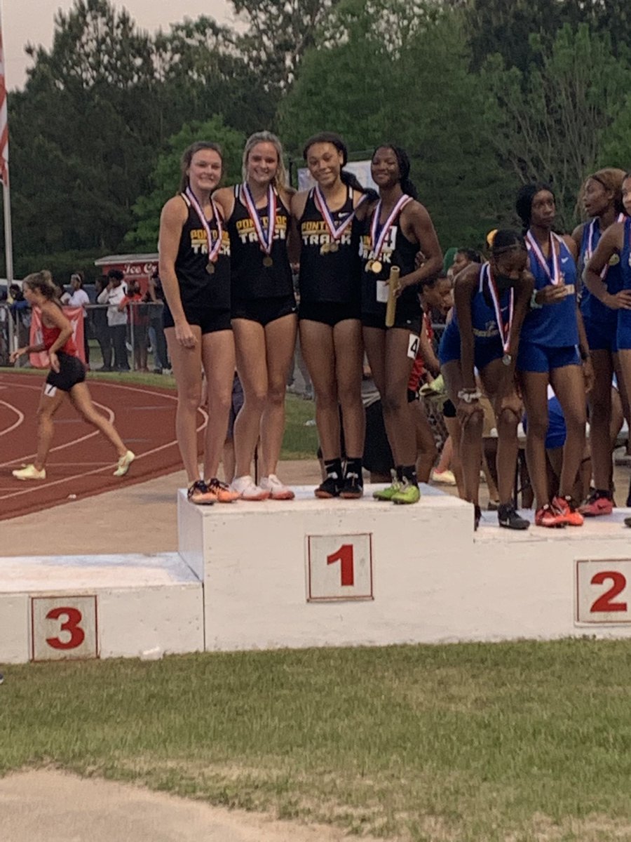 The group that sealed it. Girls 4x400 repeats as State Champs!