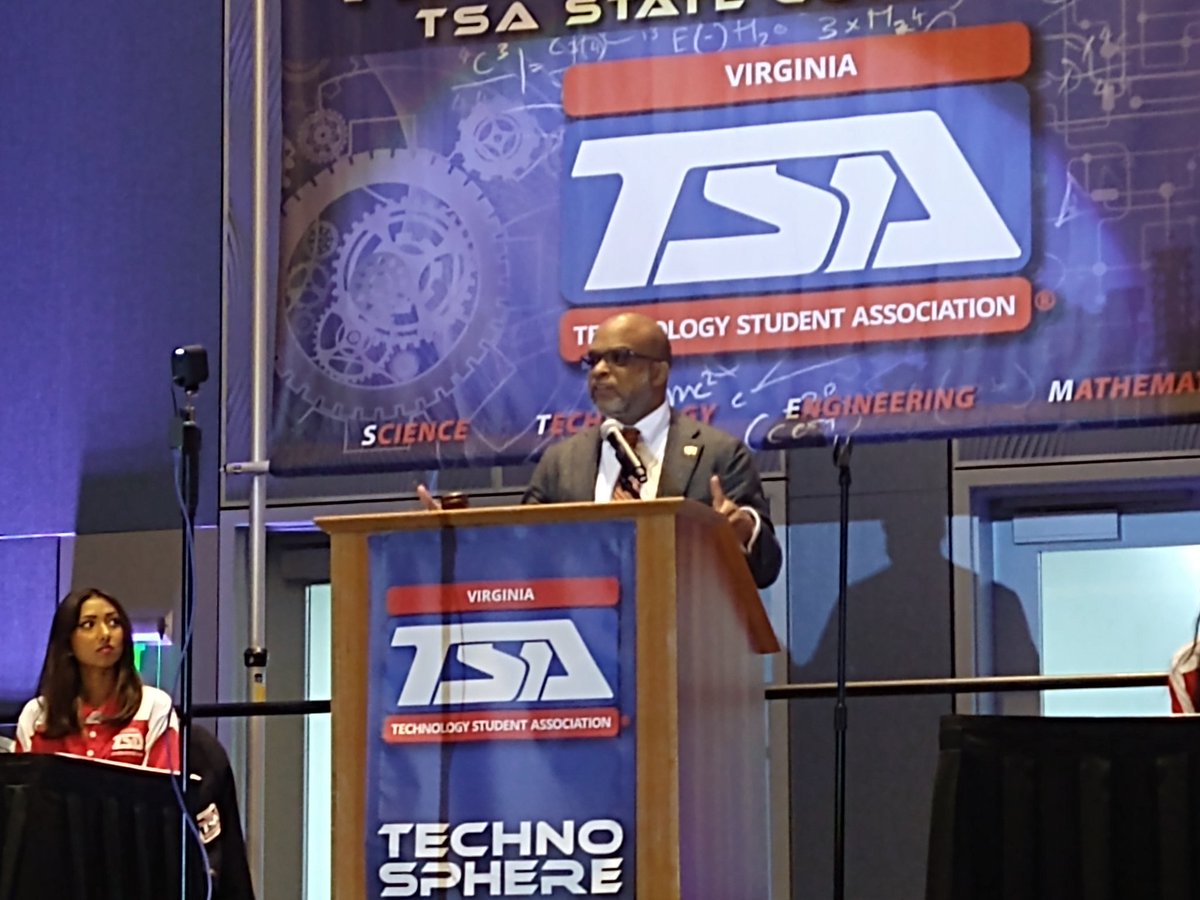 vsuvil's tweet photo. Makola Abdulla speaking at Virginia TSA! https://t.co/0tnzM8iplE