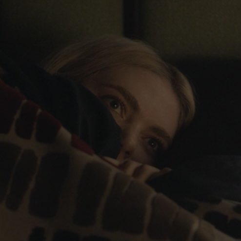 hizziefiIms's tweet photo. i cant lose her pls #renewlegacies https://t.co/4mSJxDR173