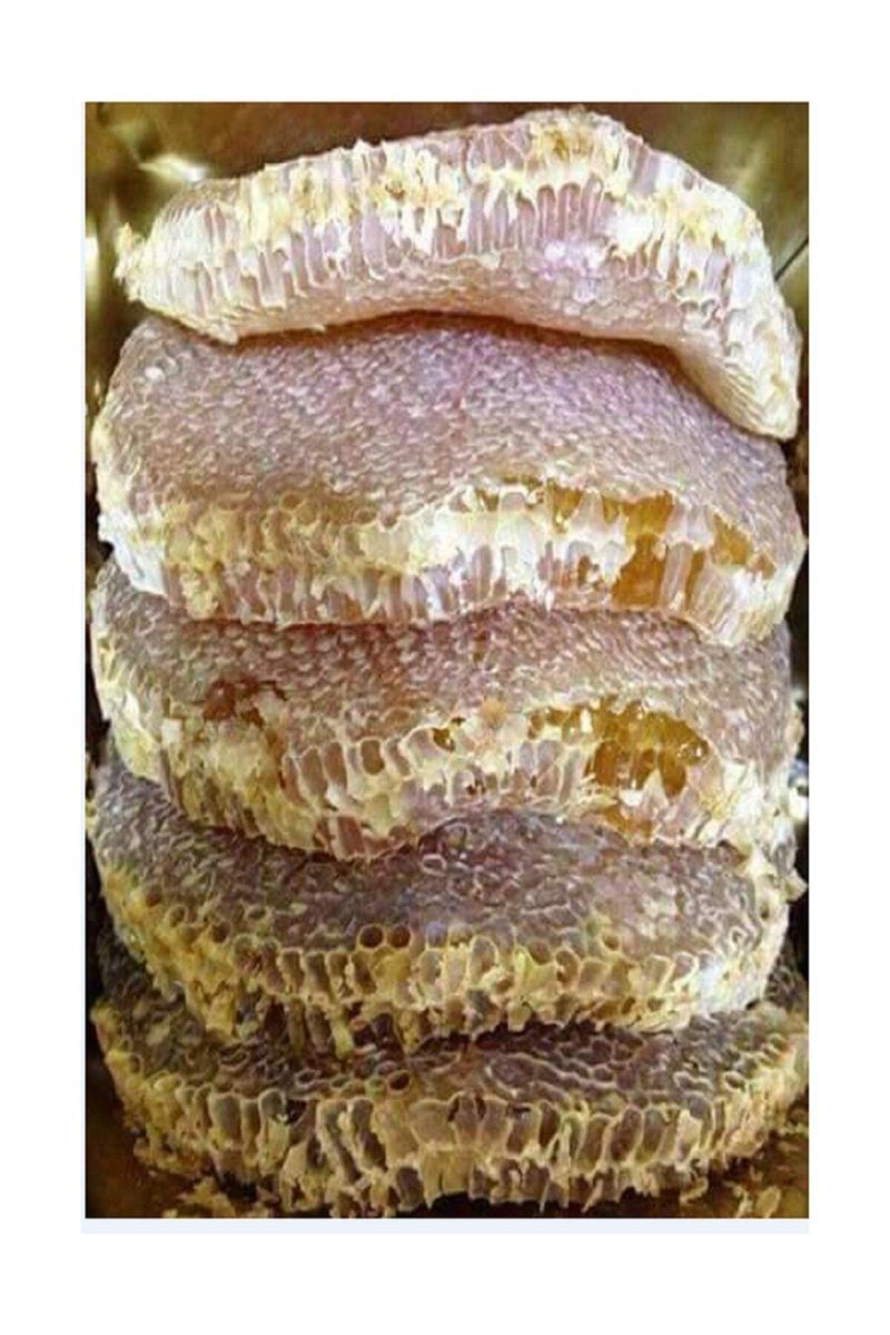 Doğanın en özel ikramı: BAL

En özel yiyeceklerden biridir bal. 2009 yılından bu yana bal koleksiyonu yapıyorum. Gittiğim tüm ülkelerden oraya ait yerel ve özel ballardan hem tattım hem de aldım. Dünya ve Türkiye balları üzerine epey bir araştırma, okuma yaptım. İşte bal dünyası+