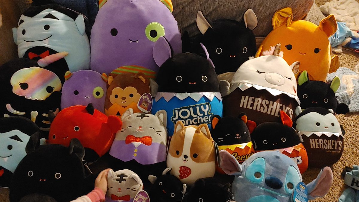 BAMFVampire's tweet image. I got into squishmallows. This is my collection so far. I think i have a theme going. Don't you? Hahaha #squishmallows #squishy #newcollection #vampires #bats #bamfvampire #lovethemall