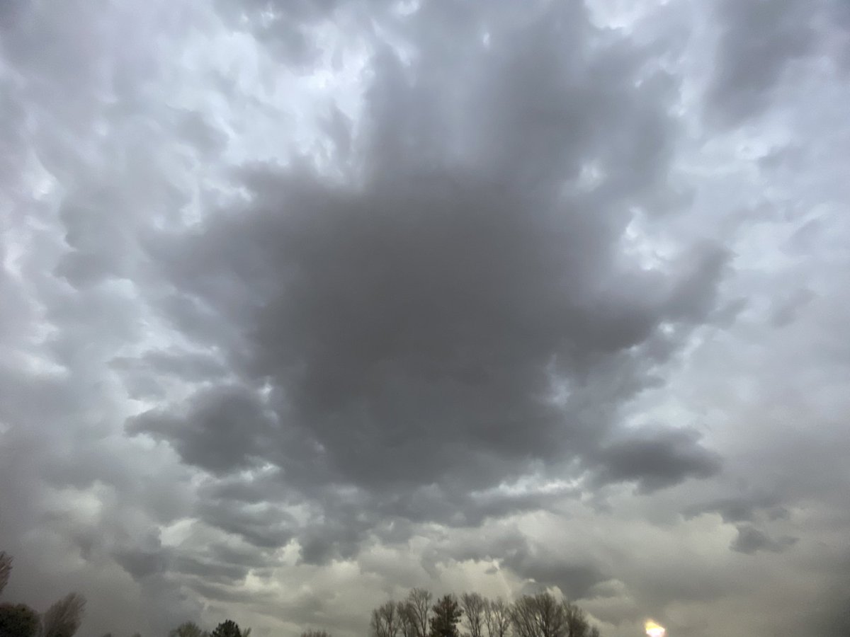 TranquilLens's tweet photo. Some cool after the storm clouds  @rustywx https://t.co/Q2Ij2nJwYd