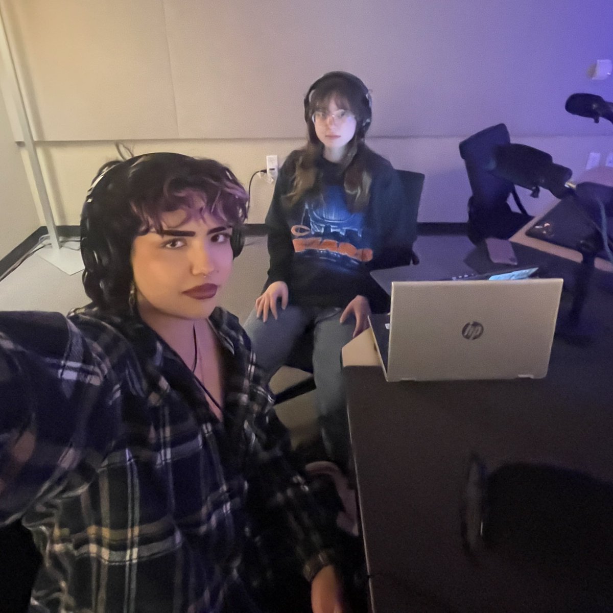 tristentaylorw's tweet photo. just filmed the queerest podcast ever talking about about #queer slang for the @ReynoldsSandbox coming out next week 🏳️‍🌈 https://t.co/3soYTvaoEO