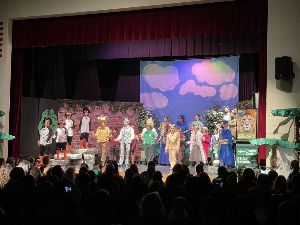 MrPetersonMMS's tweet photo. Live theatre has returned to .@MatthewsMS118 in full force!  Great opening night for the cast and crew of Madagascar Jr!  #weliketomoveitmoveit https://t.co/cxsti7wG1K